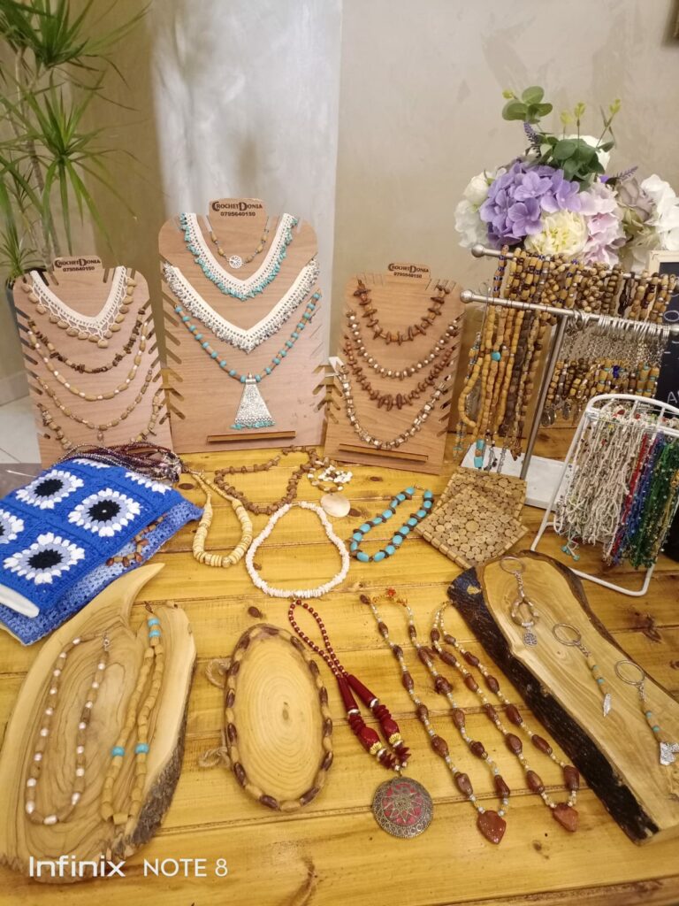 هدية مخصصة – كروشيه دنيا 🎀